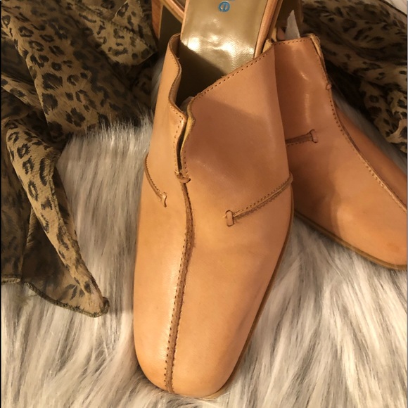 Nicole  👠  Leather Mules - Picture 2 of 5